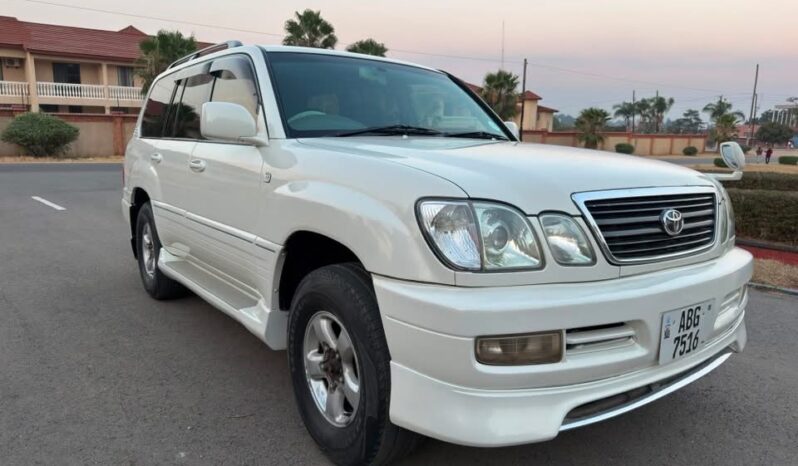 
								2002 Toyota Land Cruiser full									