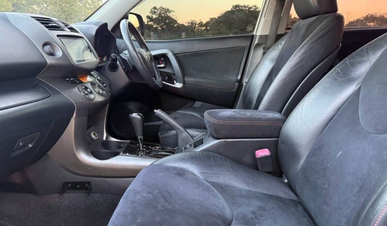 
								2010 Toyota Vanguard full									