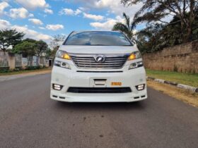 2010 Toyota Vellfire