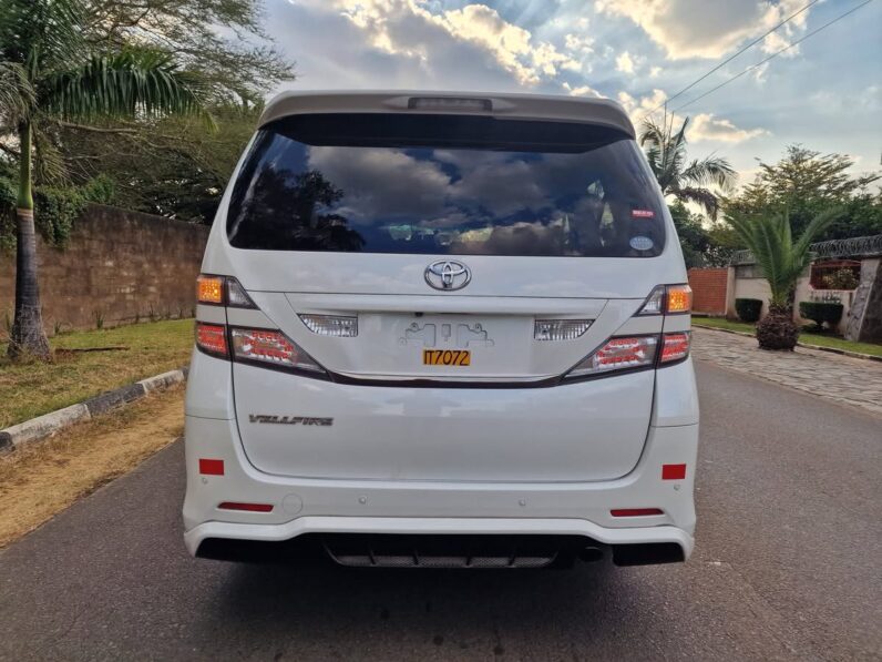 
								2010 Toyota Vellfire full									