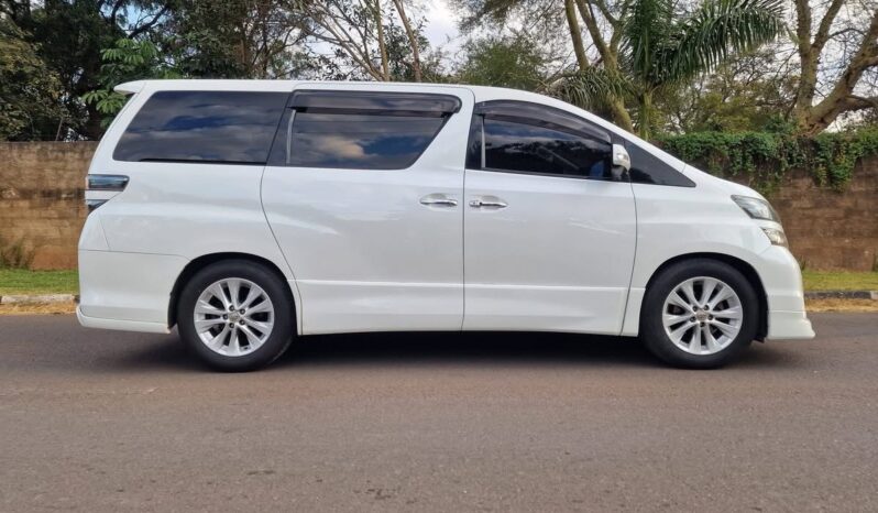 
								2010 Toyota Vellfire full									