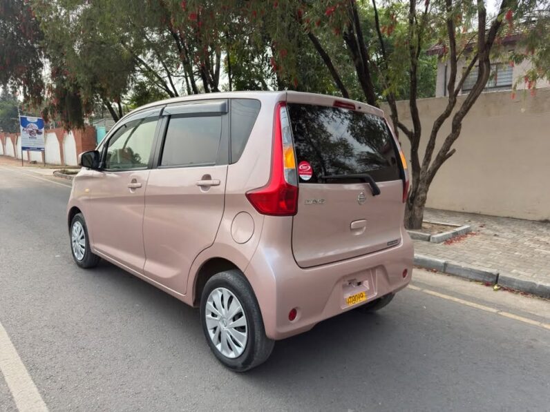 
								2013 Nissan Dayz full									