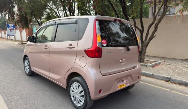 
								2013 Nissan Dayz full									