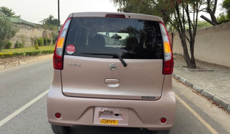 
								2013 Nissan Dayz full									