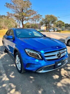 2015 MERCEDES-BENZ GLA180