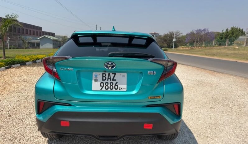 
								2017 Toyota CH-R full									