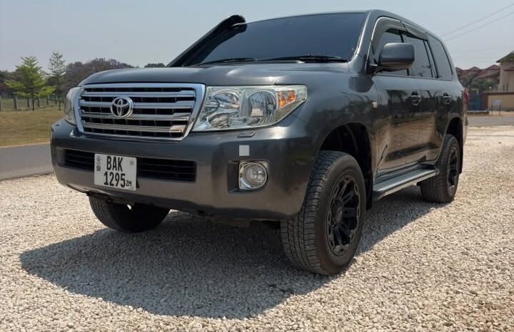 
								2008 Land Cruiser LC200 full									