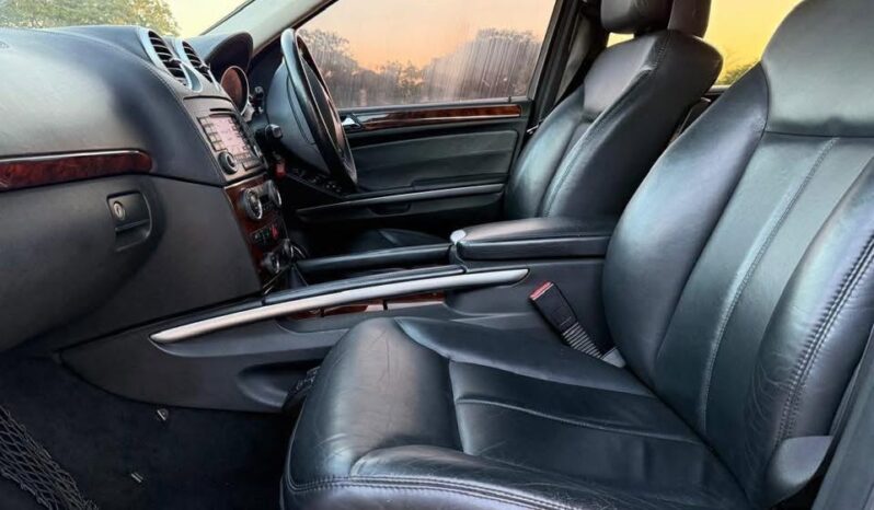 
								2004 Mercedes-Benz GL500 full									