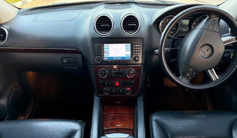 
								2004 Mercedes-Benz GL500 full									
