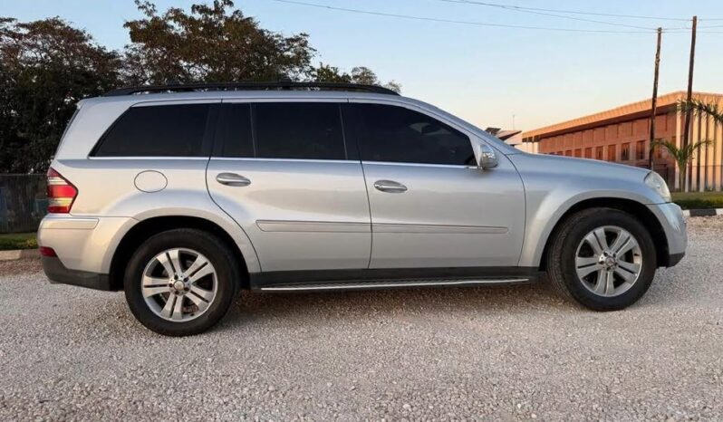 
								2004 Mercedes-Benz GL500 full									
