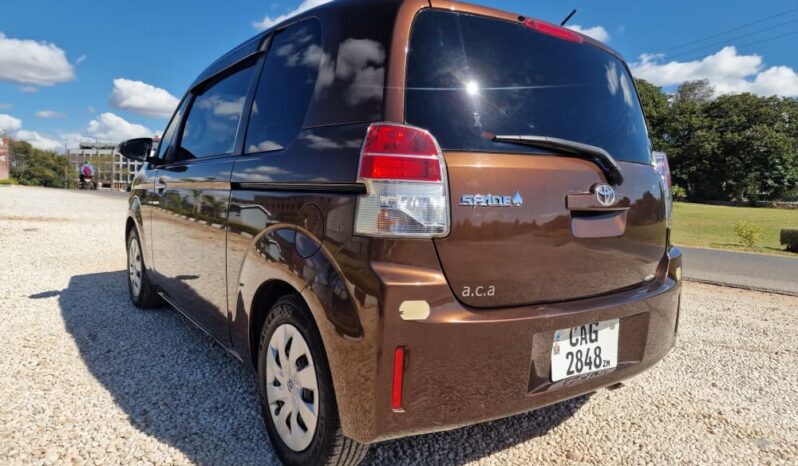
								2014 Toyota Spade full									