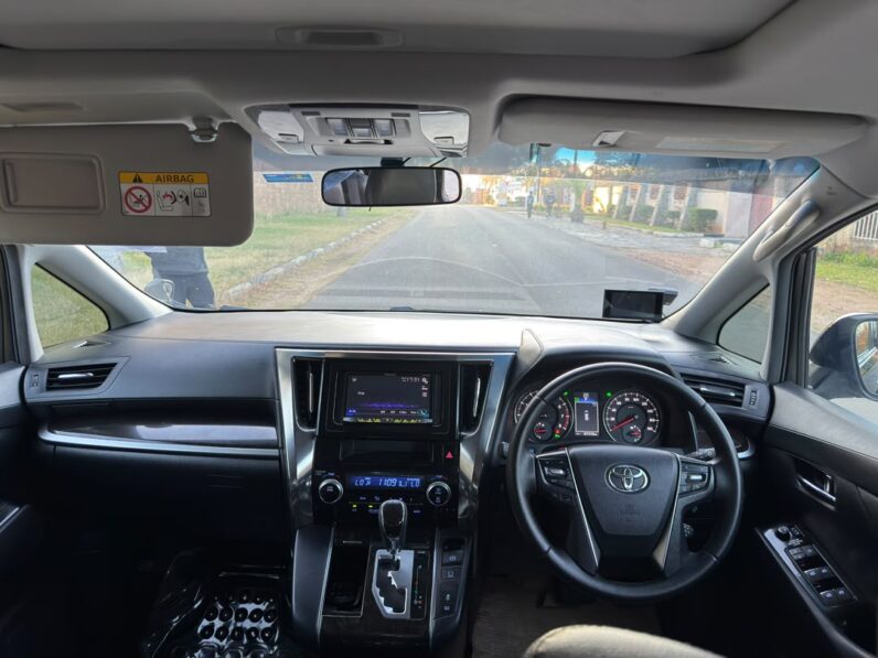 
								2015 Toyota Vellfire full									