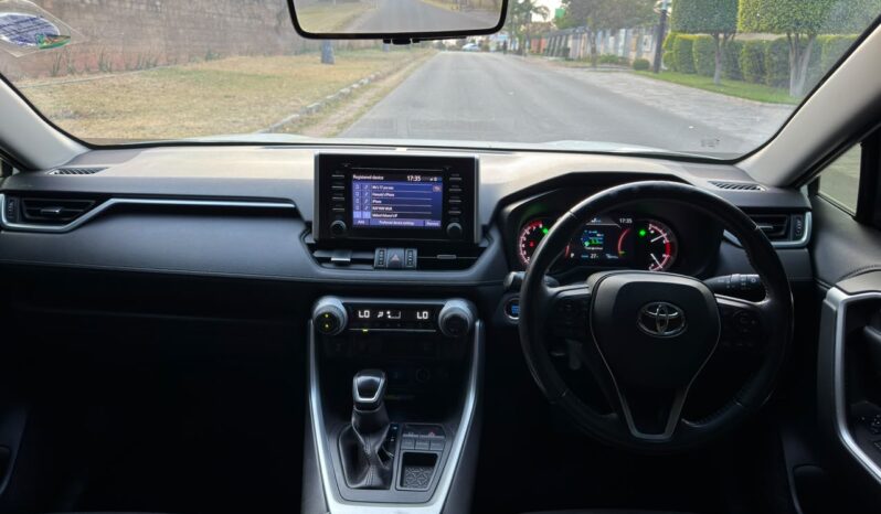 
								2019 Toyota Rav4 full									