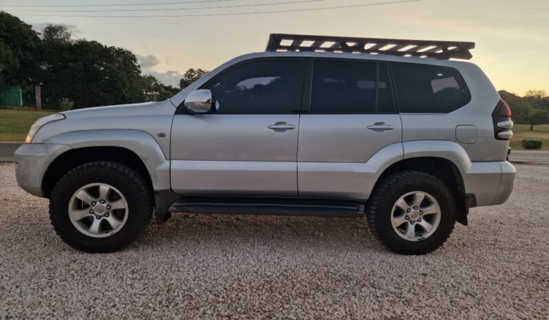 
								2004 Toyota Land cruiser full									
