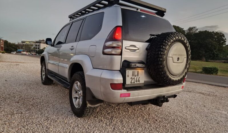 
								2004 Toyota Land cruiser full									