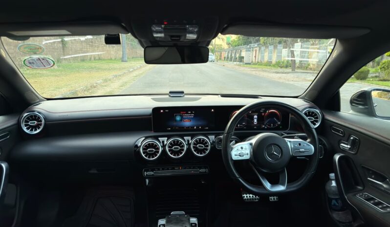 
								2021 Mercedes-CLA 200d full									
