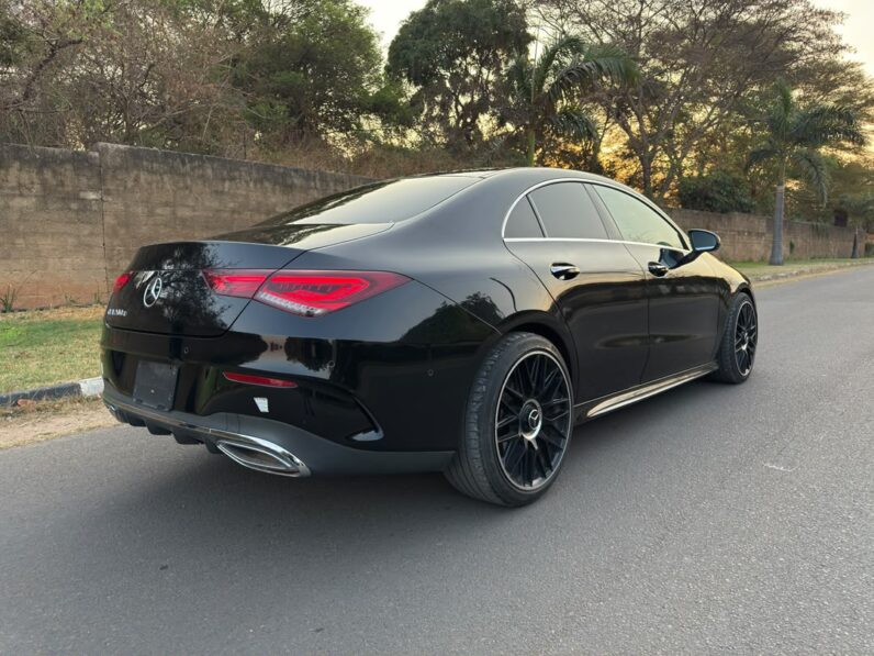 
								2021 Mercedes-CLA 200d full									
