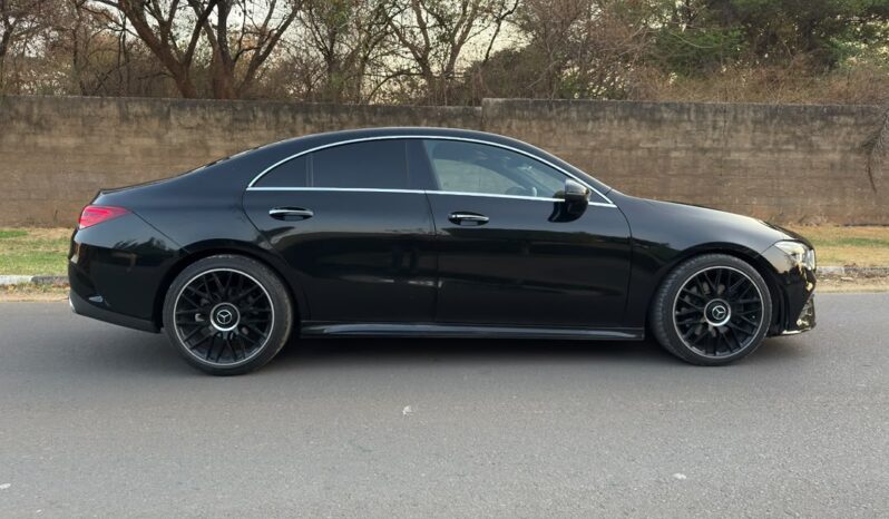 
								2021 Mercedes-CLA 200d full									