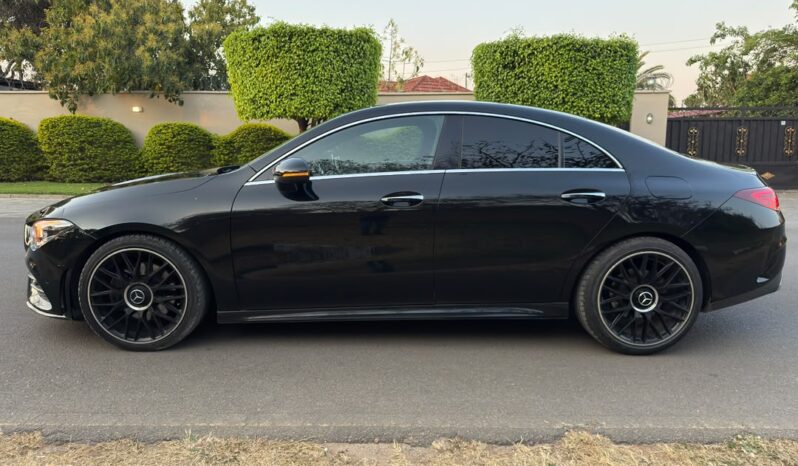 
								2021 Mercedes-CLA 200d full									