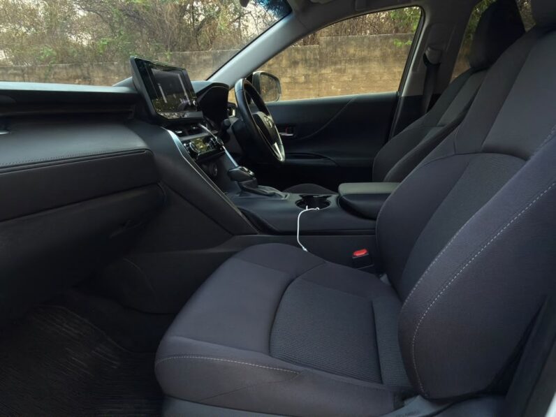
								2023 Toyota Harrier full									