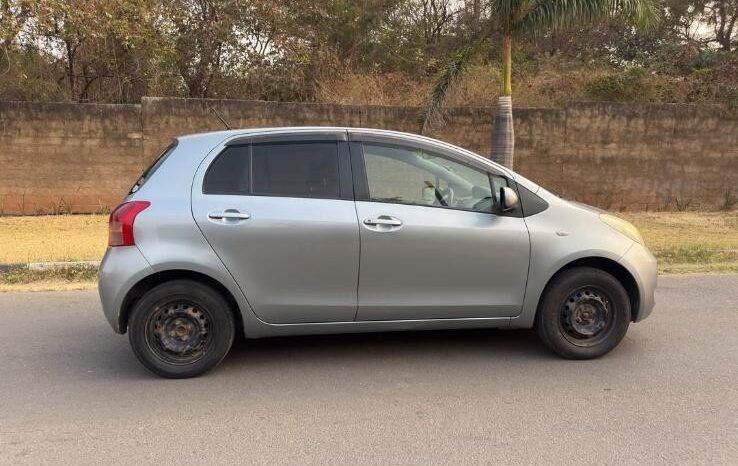 
								2007 Toyota Vitz full									